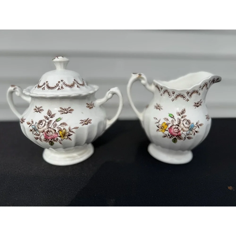 VTG MCM J&G Meakin Chatsworth Creamer & Sugar Bowl Set  White England Floral